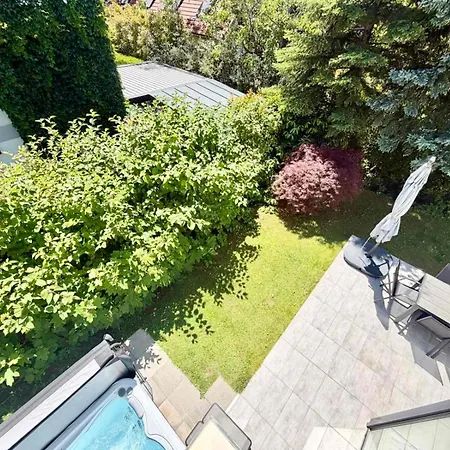 Luxury Garden House Ii In The Center *