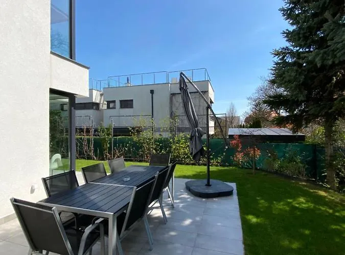 Дом отдыха Luxury Garden House Ii In The Center Балатонфюред