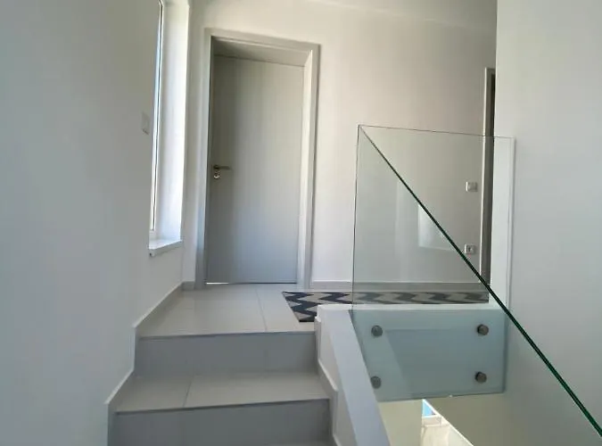 Дом отдыха Luxury Garden House Ii In The Center *